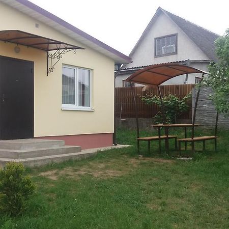 Usadba V Lapenkah Villa Hrodna Kültér fotó